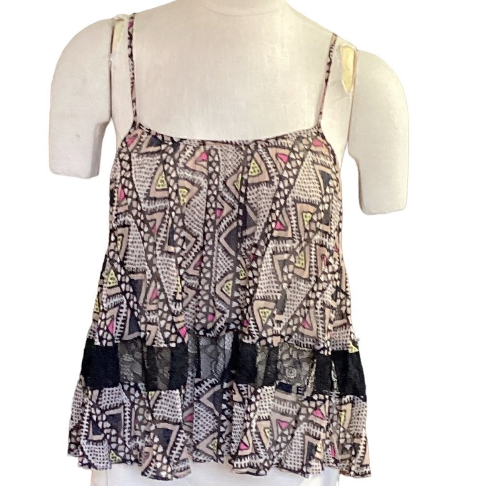 NWT BCBGeneration BOHO Chiffon Lace Tribal Swing Tank Top XS‎ 148C